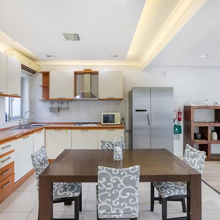 Seafront Apartment-Hosted By Sweetstay Pieta Экстерьер фото