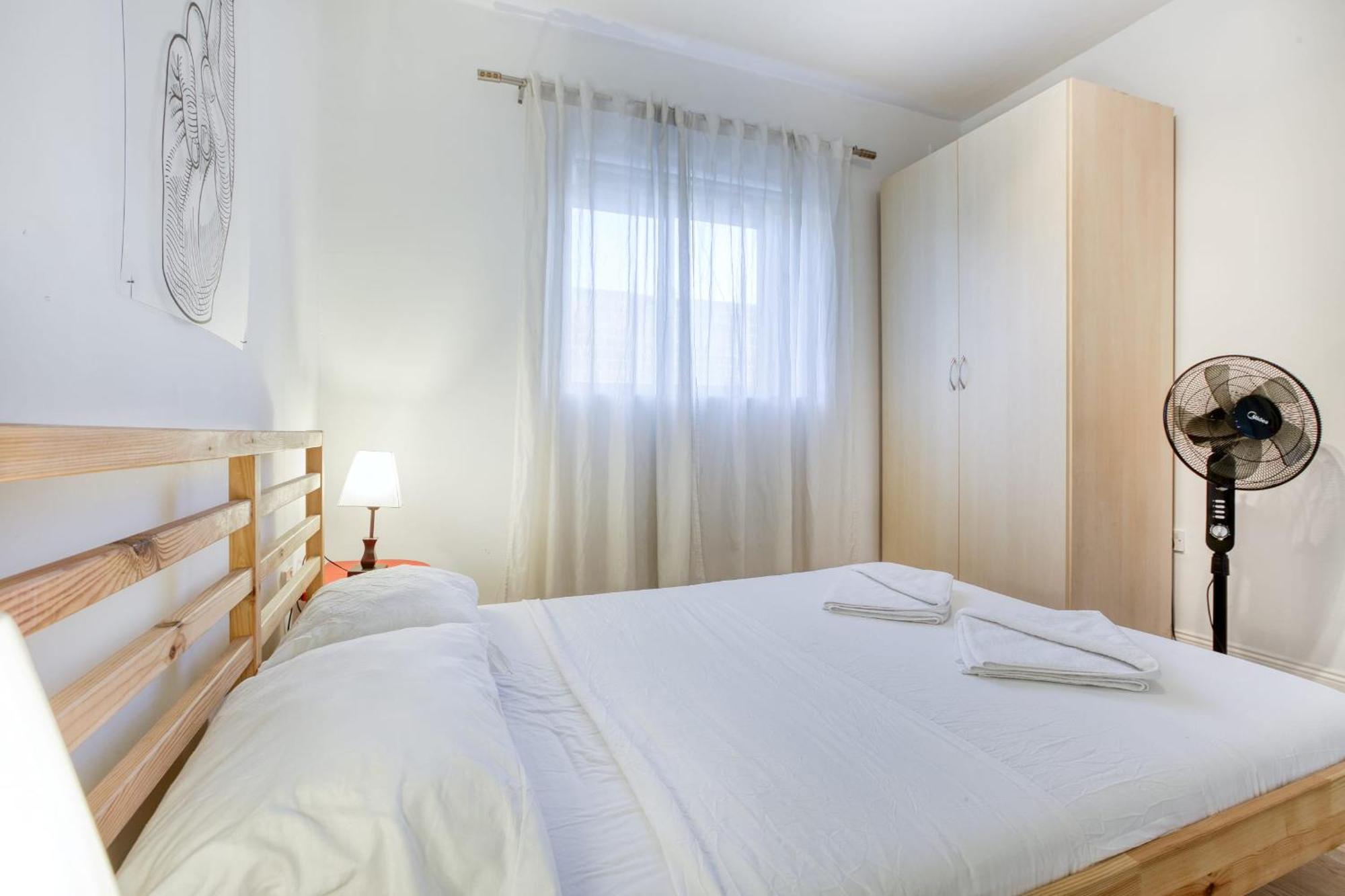 Seafront Apartment-Hosted By Sweetstay Pieta Экстерьер фото
